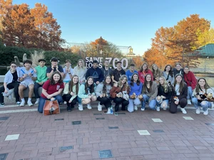 S of O sophomore class mission trip to East St. Louis. 